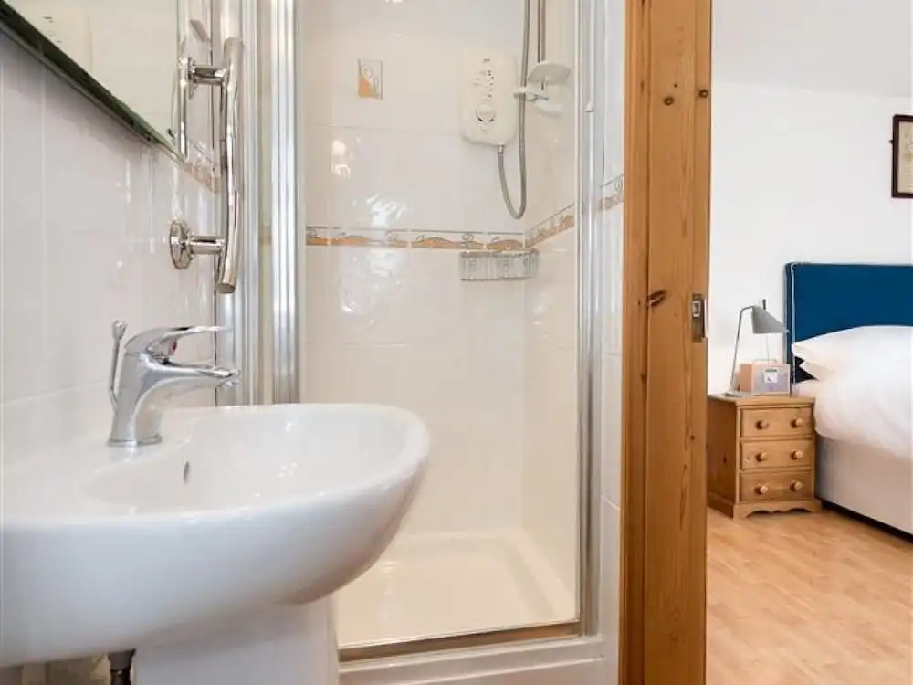 A Comfortable Stay in This House Near Abersoch and Snowdonia National Park
