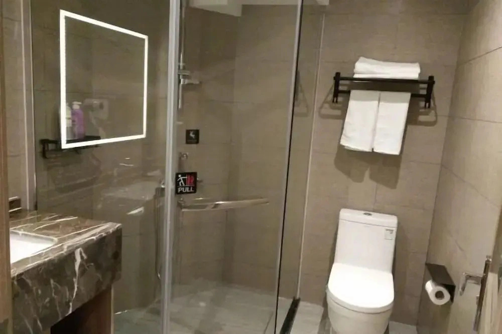 Jinyi Hotel