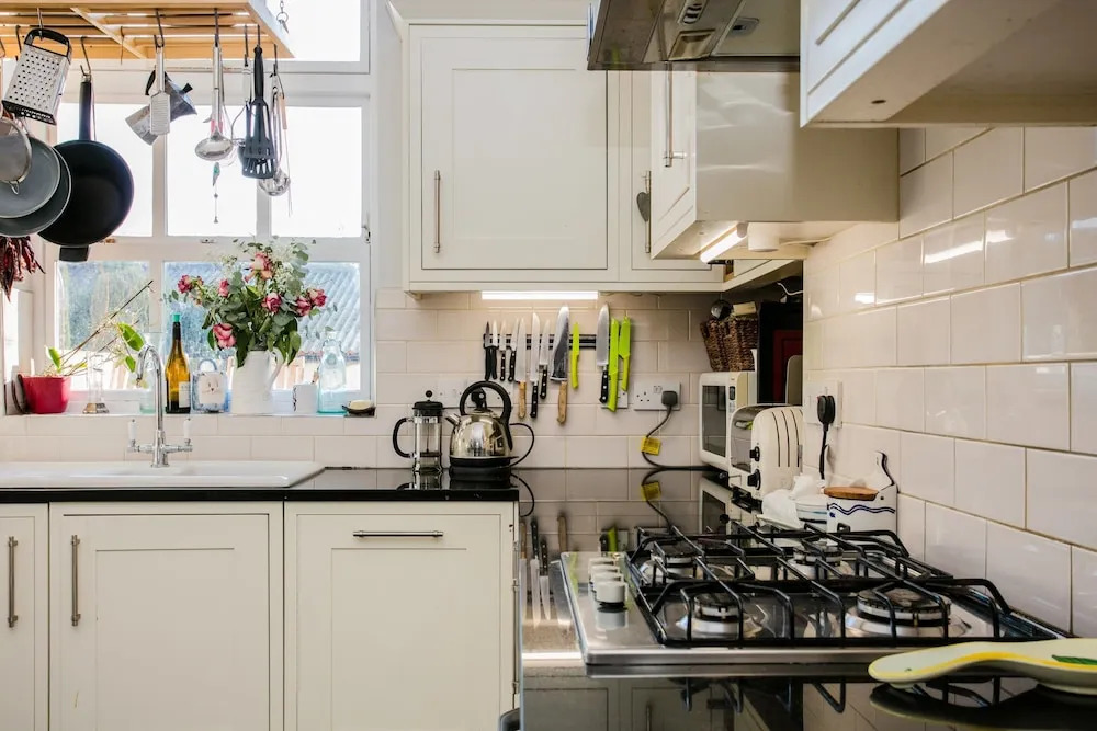 3 Bedroom Apartment Sleeps 6 in Dalston