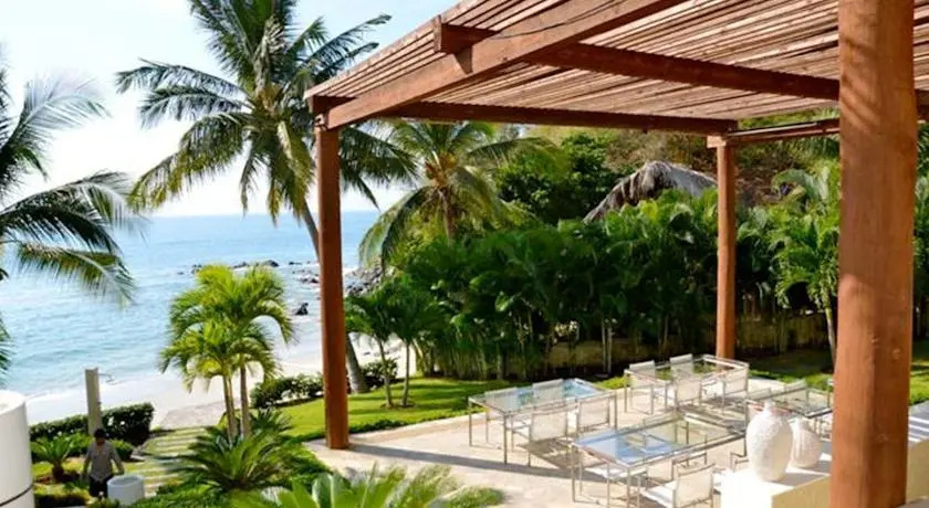 Condominio Arena Blanca