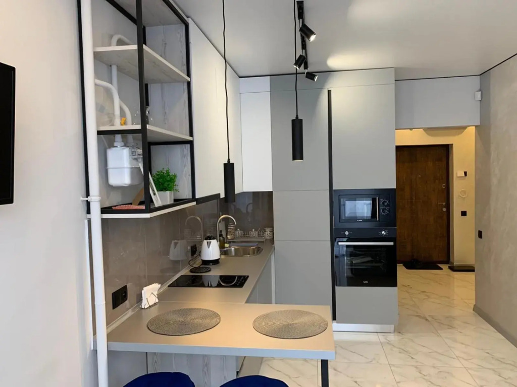MAKSIM Modern Apartment