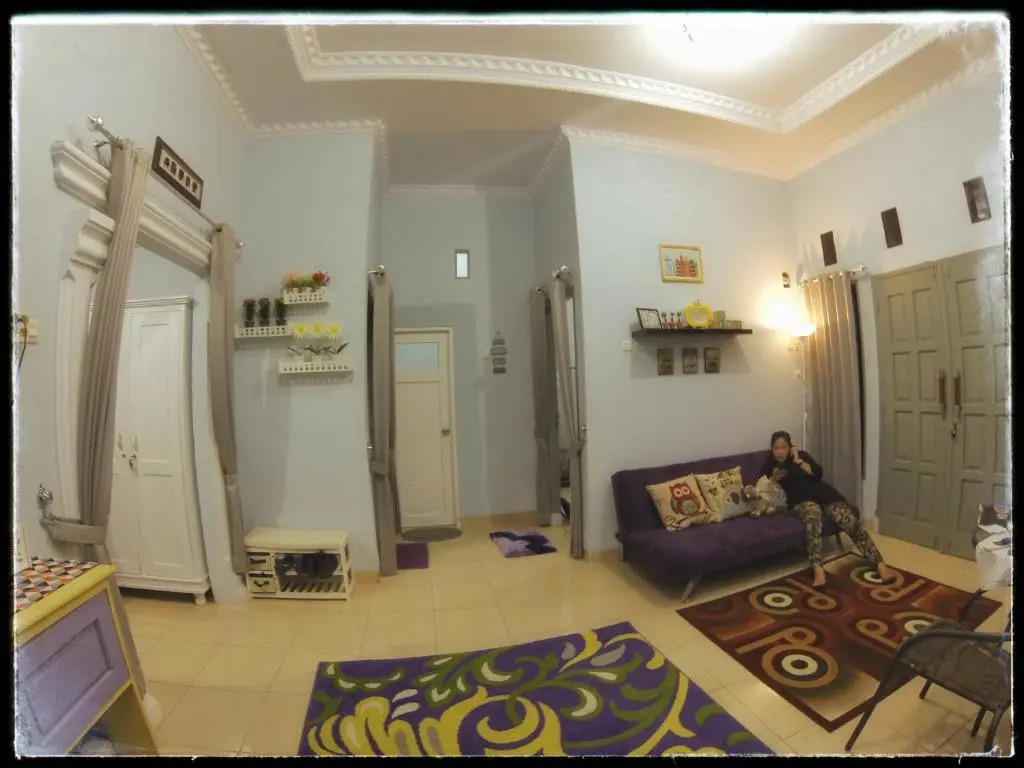 Rumah Ayin Homestay Near Airport