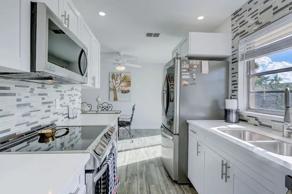 Luxury Pool Dog Friendly Central To Naples And Marco Island By Sky Run Naples 3 Bedroom Home
