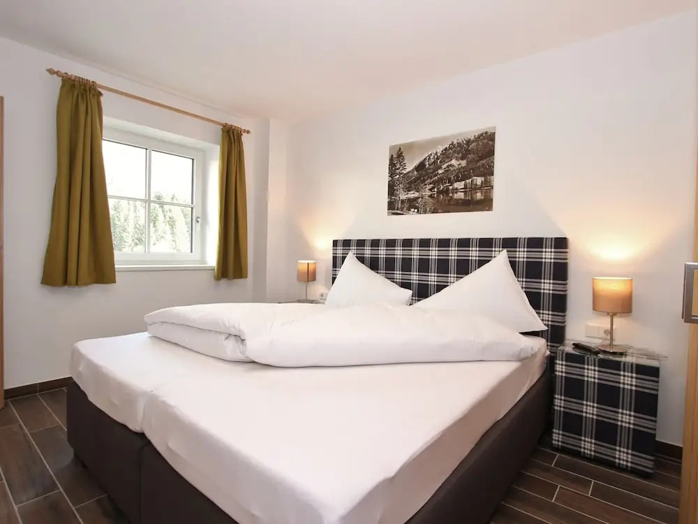 Modern chalet with sauna near ski area in Saalbach-Hinterglemm Salzburgerland
