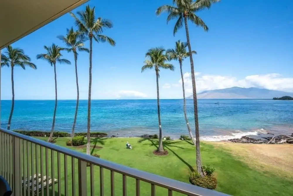 Royal Mauian, #307 2 Bedroom Condo by RedAwning