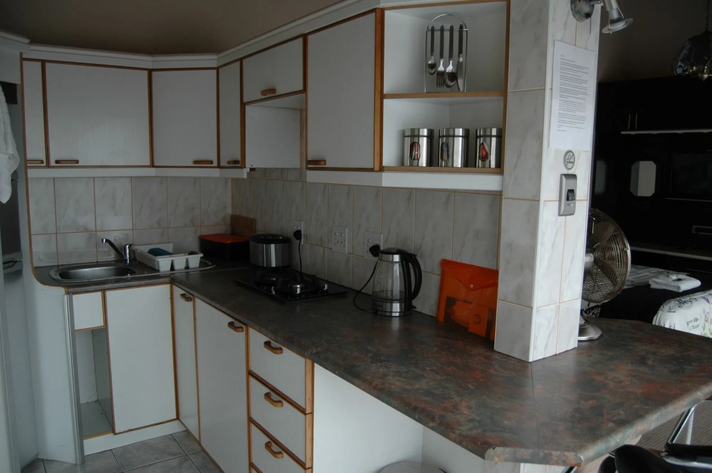 Bon A Vie Self-catering and b&b Gonubie Full Solar Power, no load shedding