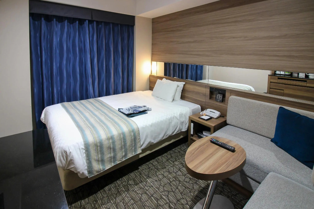 Almont Hotel Naha Kenchomae