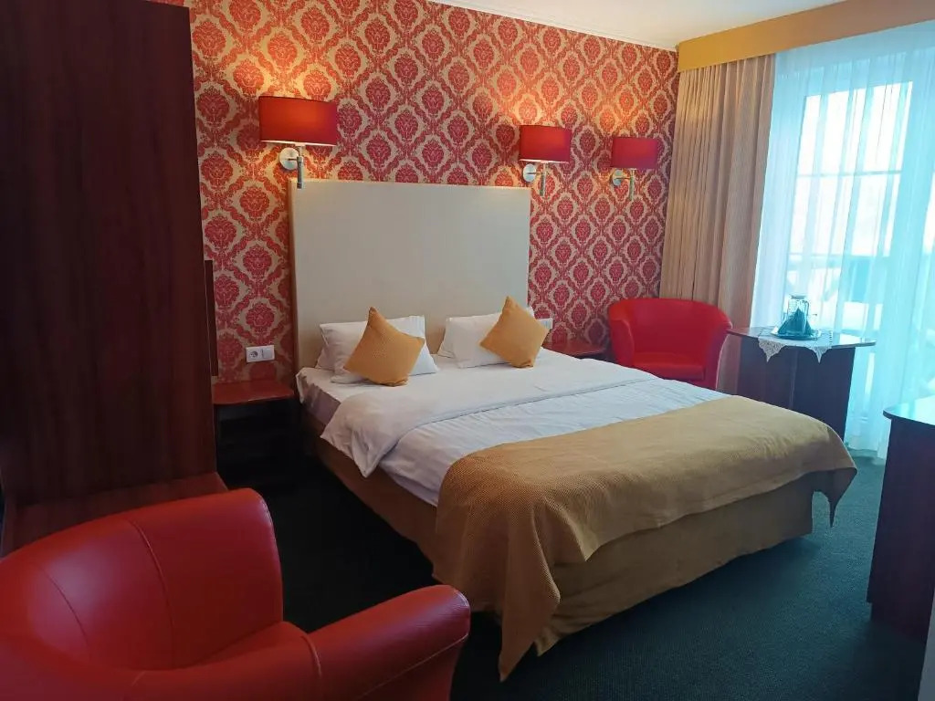 Amigo Hotel