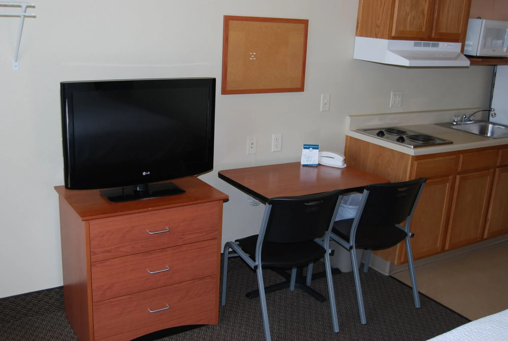 WoodSpring Suites Des Moines Pleasant Hill