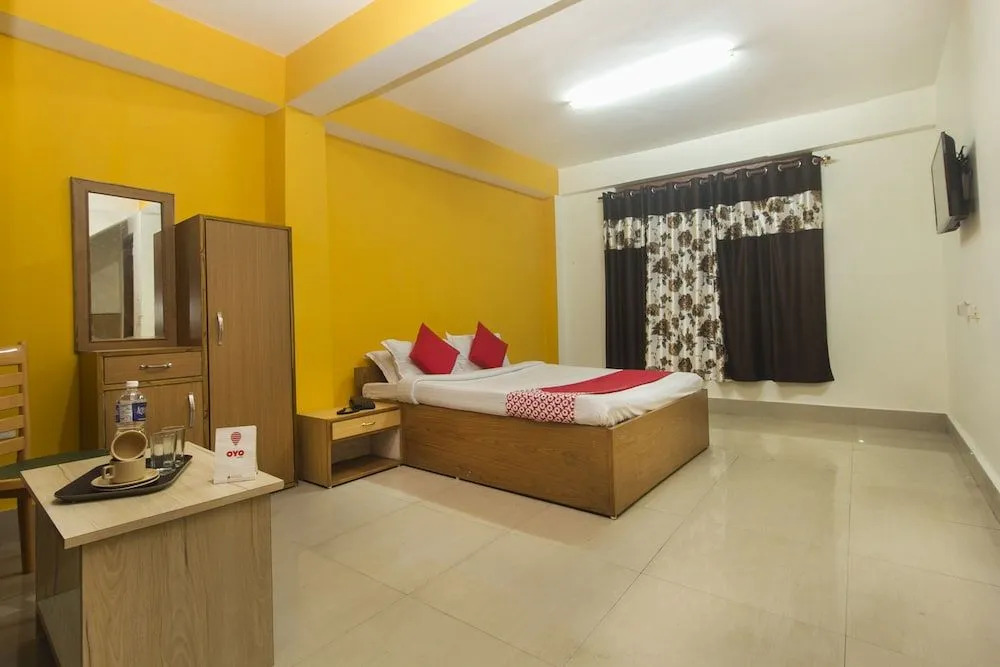 OYO 14425 Hotel Shade