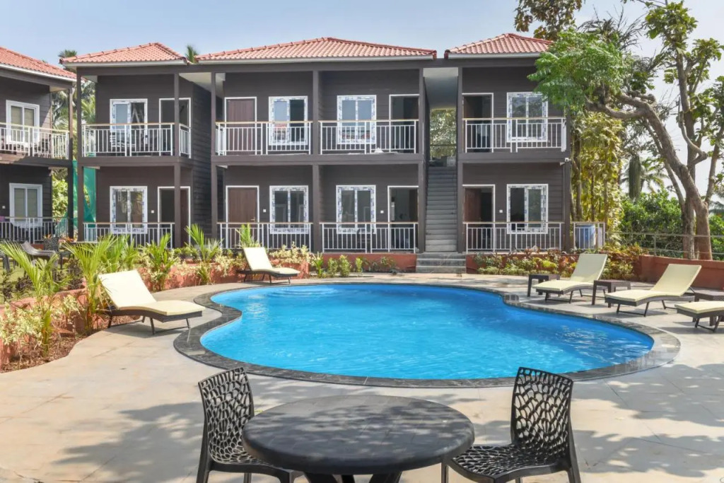 Aurum Resorts Morjim, 500 meters from Beach