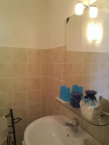B & B Sachawasi