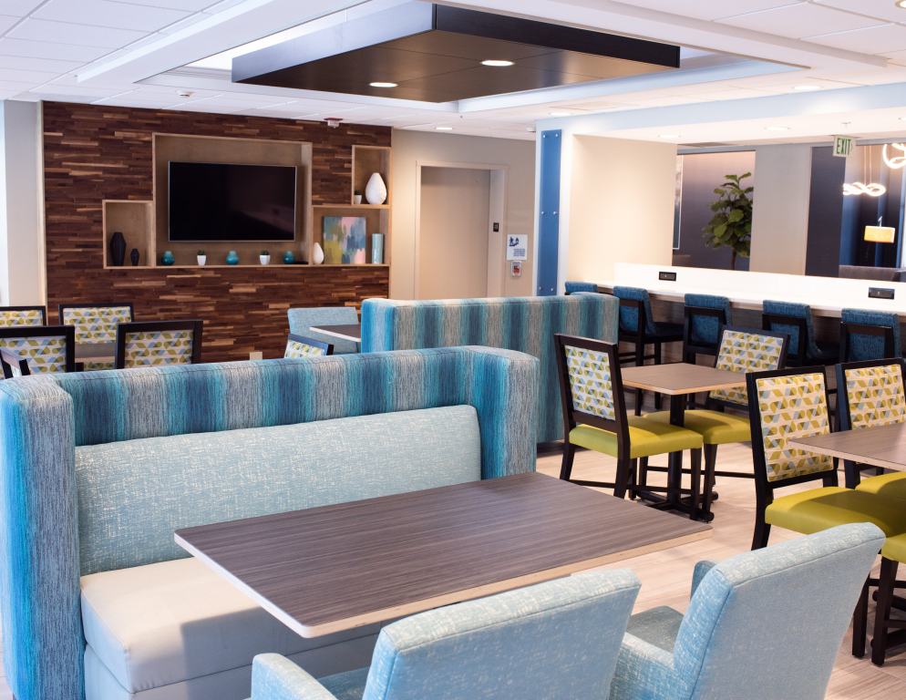 Holiday Inn Express Hotel & Suites Conover - Hickory Area by IHG