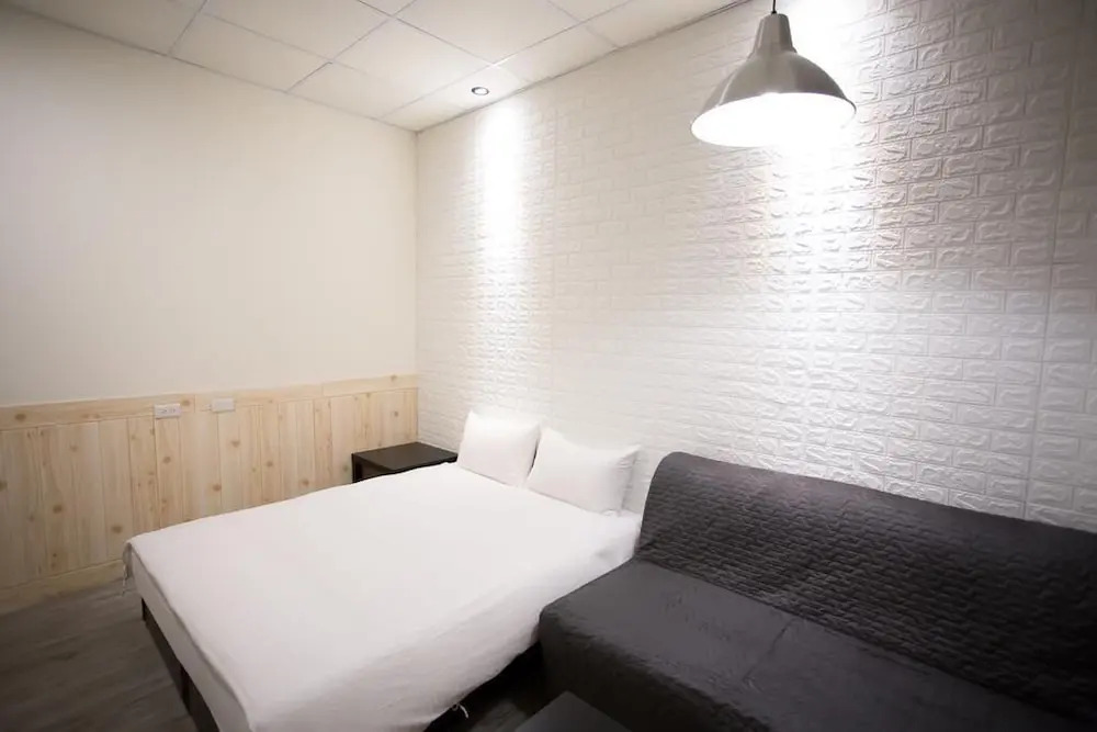 Mis Hostel
