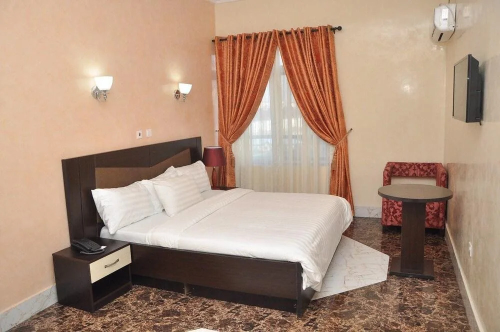 Top Rank Hotel Galaxy
