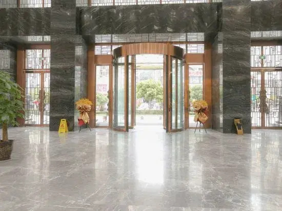 Lavande Hotel (Bazhong Rongbang Wanda Plaza Store)