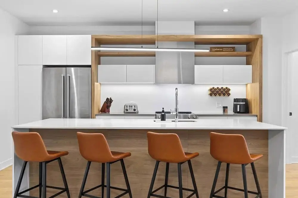 104 Verbier Building 12