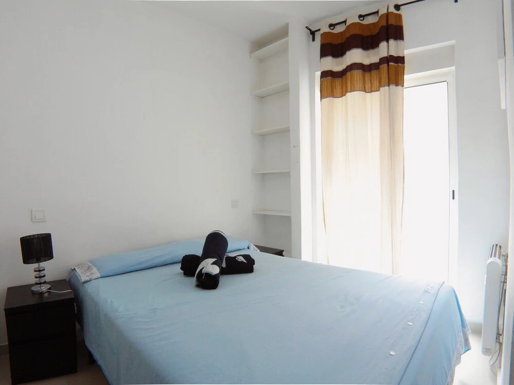 Apartamento en bajos cercano a Principe Pío AZBEXC