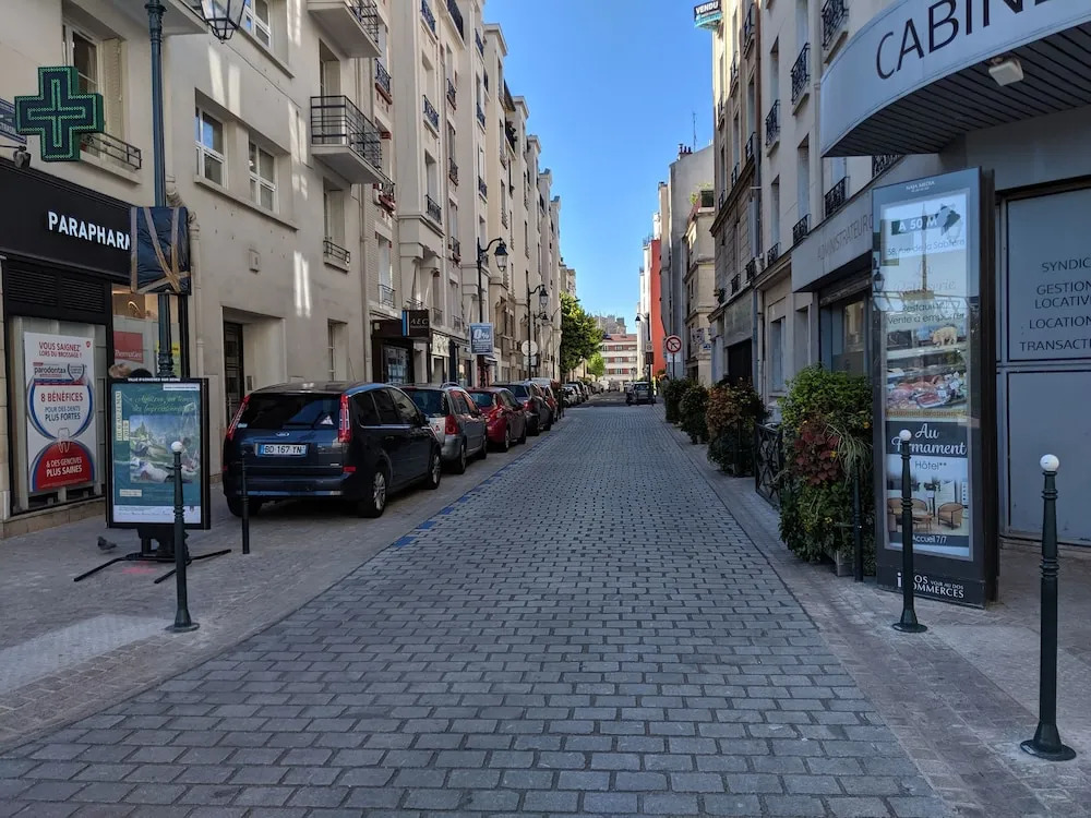 Joli Appartement Paris La Defense