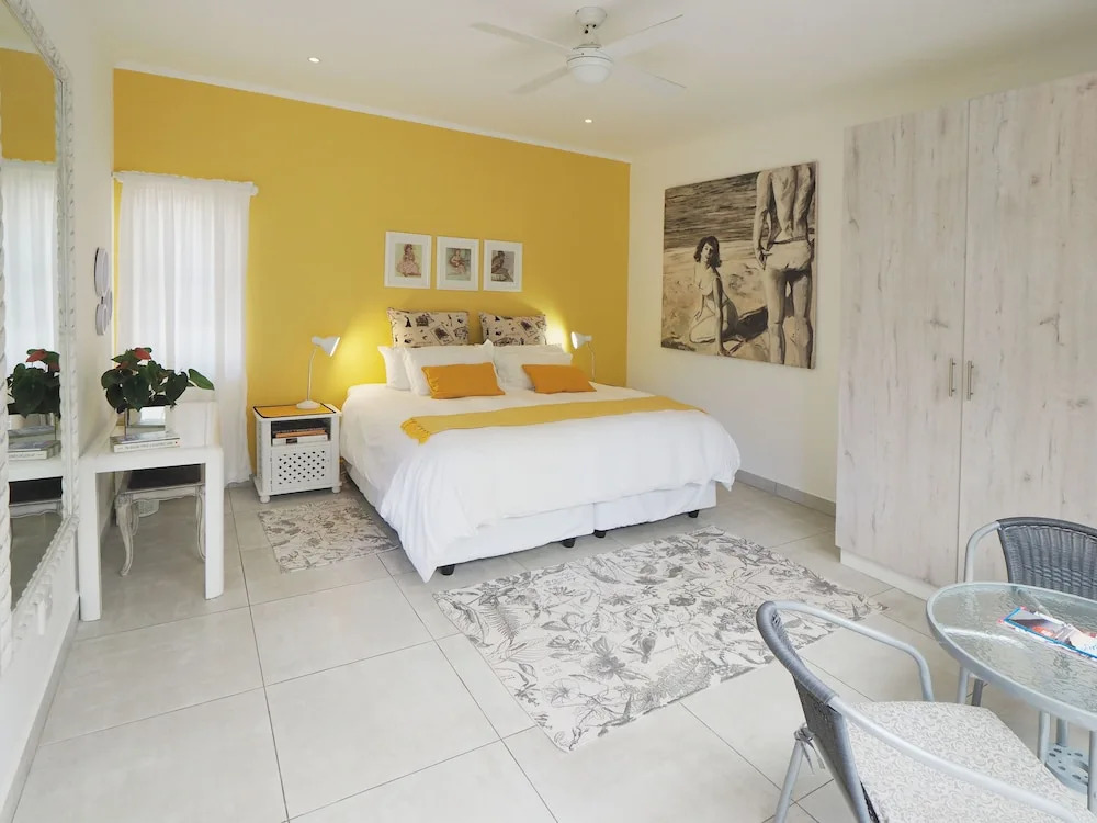Waterland Lodge