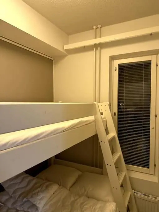 Quality Apt in the City Center For 5 - BRAND NEW