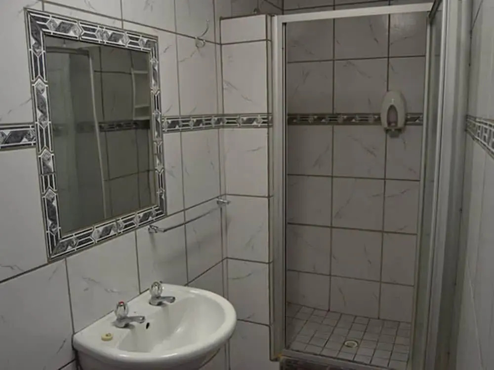 Esme's Guest House