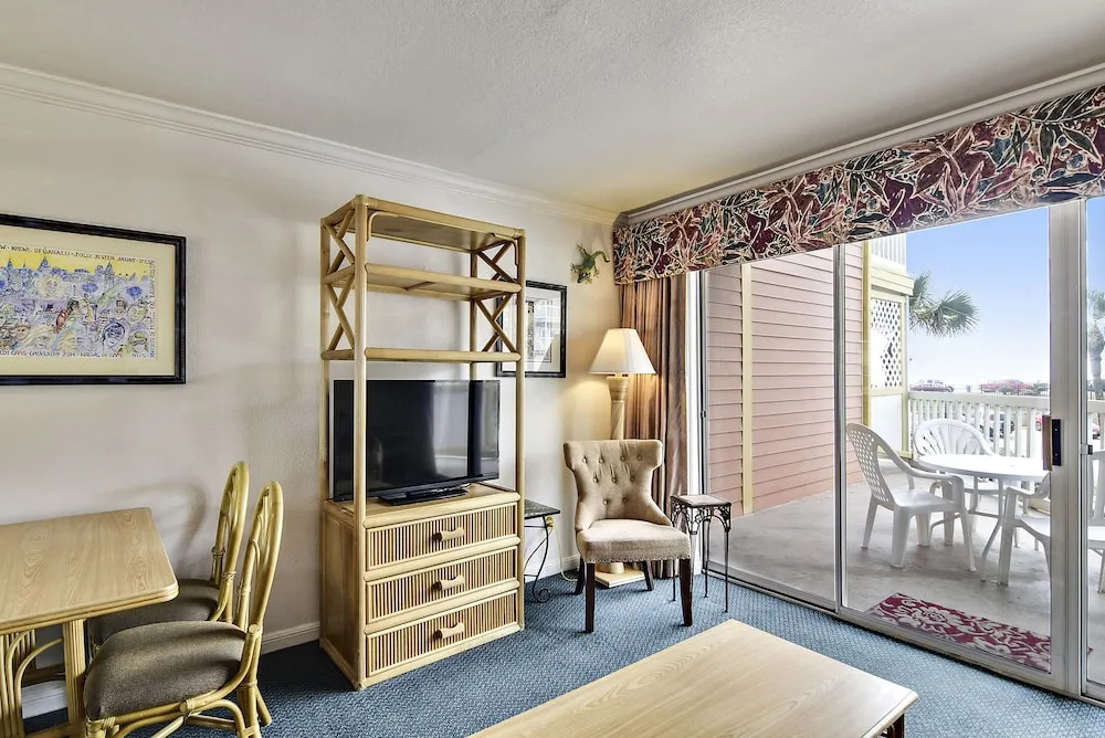 Victorian 6105-Morty's Place