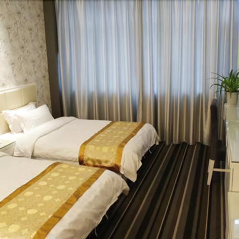 Tianlefang Business Hotel(泰安天乐坊城市酒店)