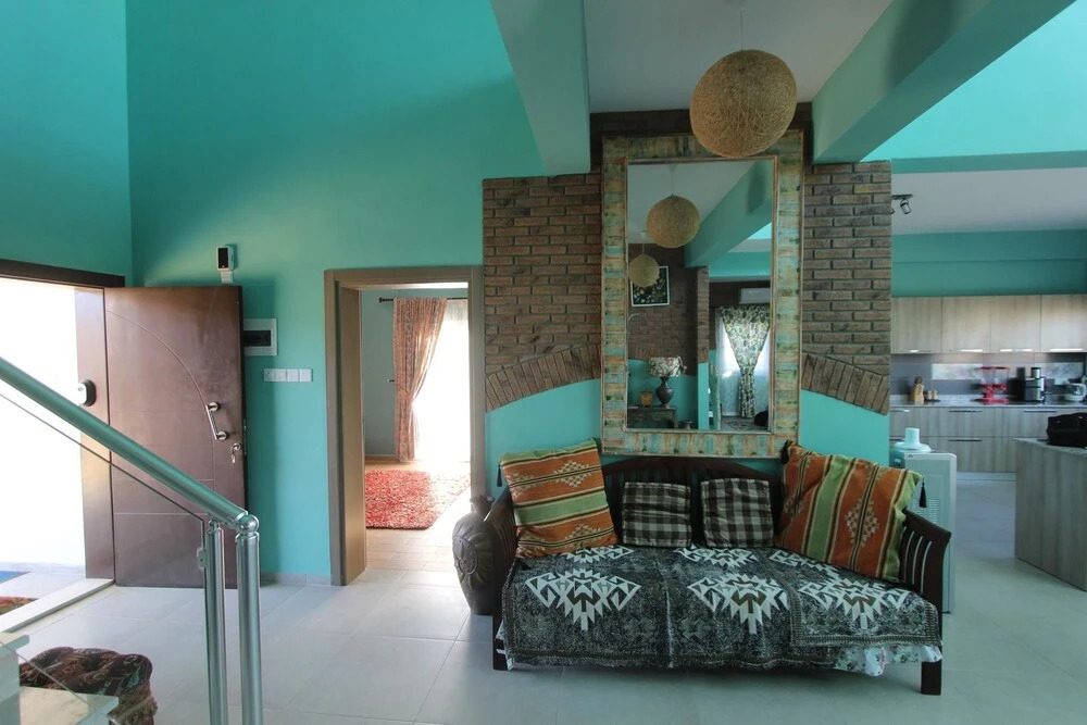 Villa With 5 Bedrooms in Tatlisu, With Pool Access, Enclosed Garden an
