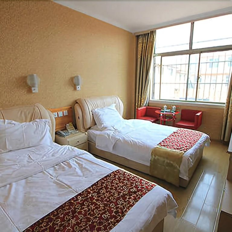 Xinglong Hotel
