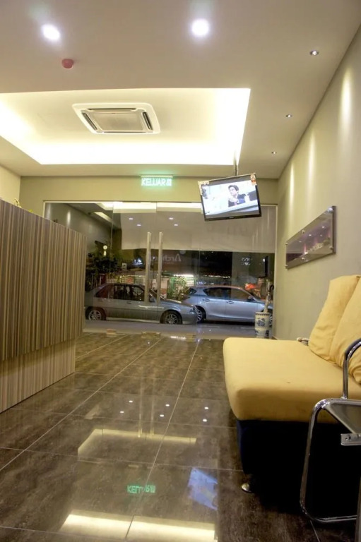 OYO 128 Archeotel Hotel