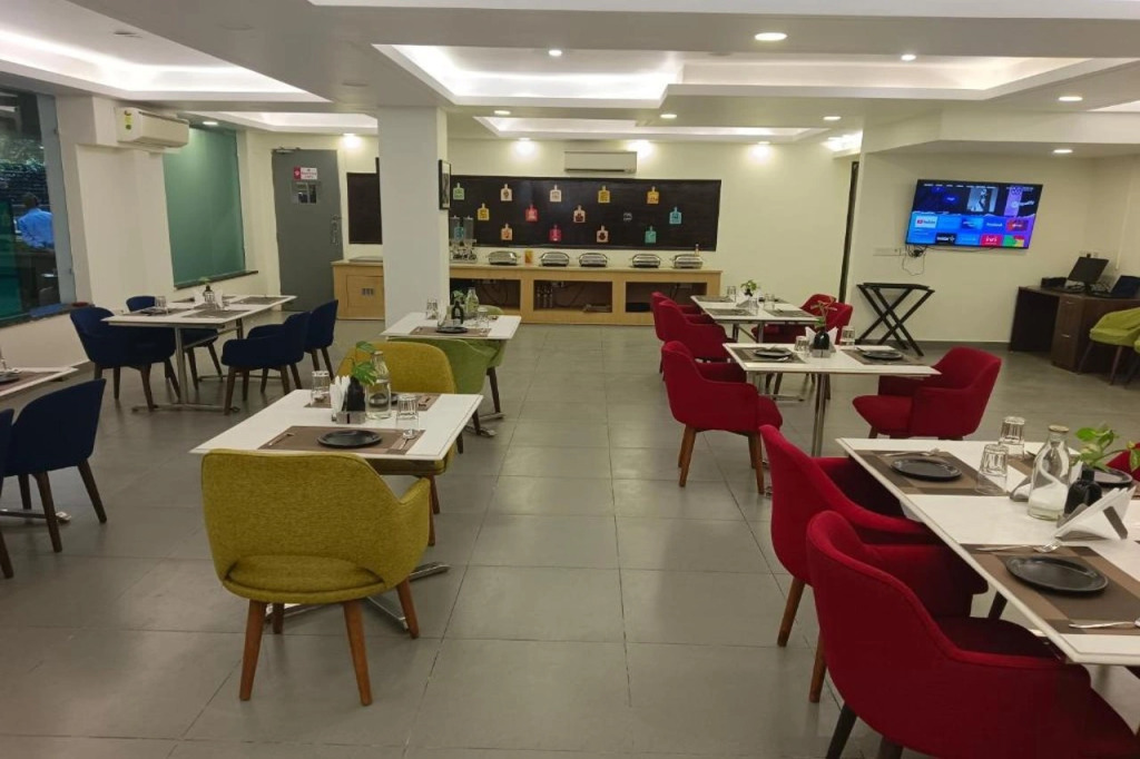 Inde Hotel Golf Course Extension, Gurgaon