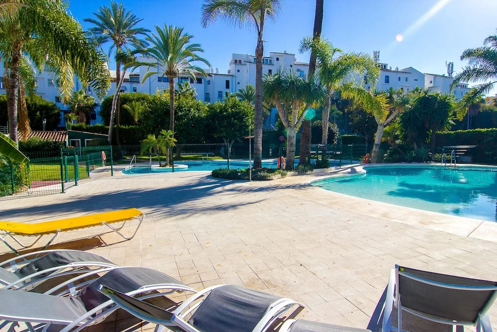Oleholidays Jardines de Puerto Banús Centro 50 m. Playa