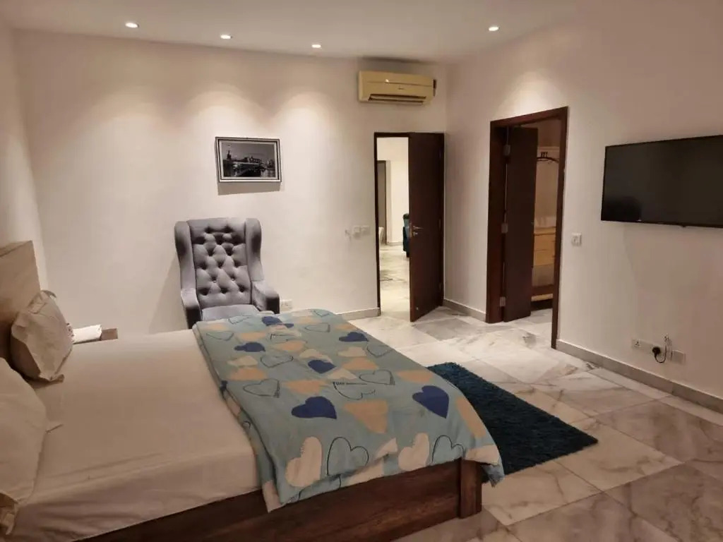 Luxury 3 bedroom apartment ikoyi with gym and pool
