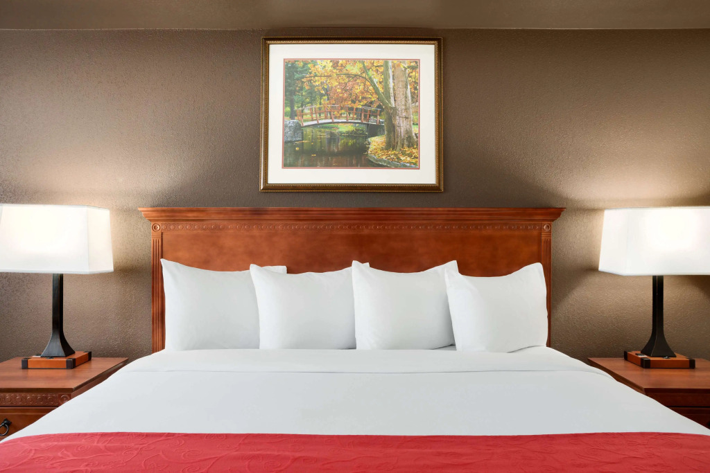 Country Inn & Suites by Radisson, State College Penn State Area , PA
