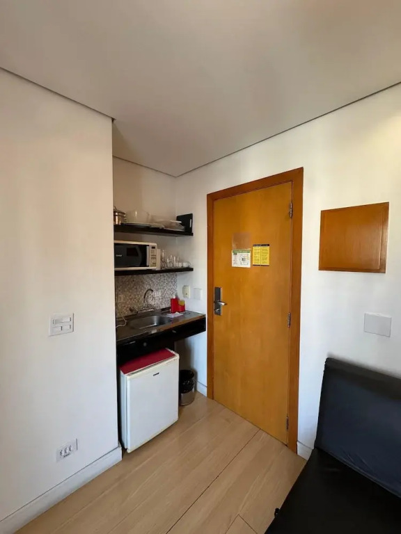 Get a Flat 701-Suíte com Terraço e Parede de Vidro | Ibirapuera jardins
