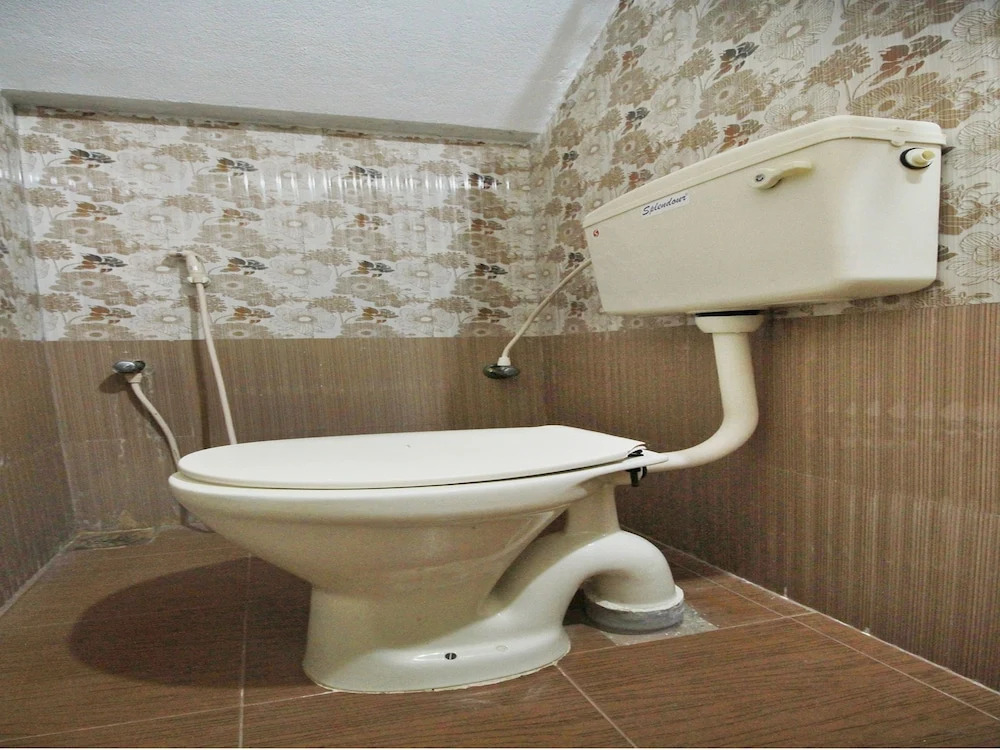 OYO 11862 Home Cozy 2BHK ECR Cuddalore Road