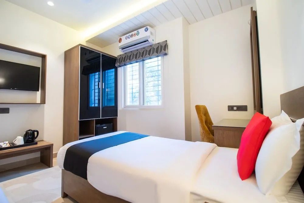 Super Townhouse OAK Clove Boutique Hotel Rajaji Nagar Near Lulu Mall Bengaluru
