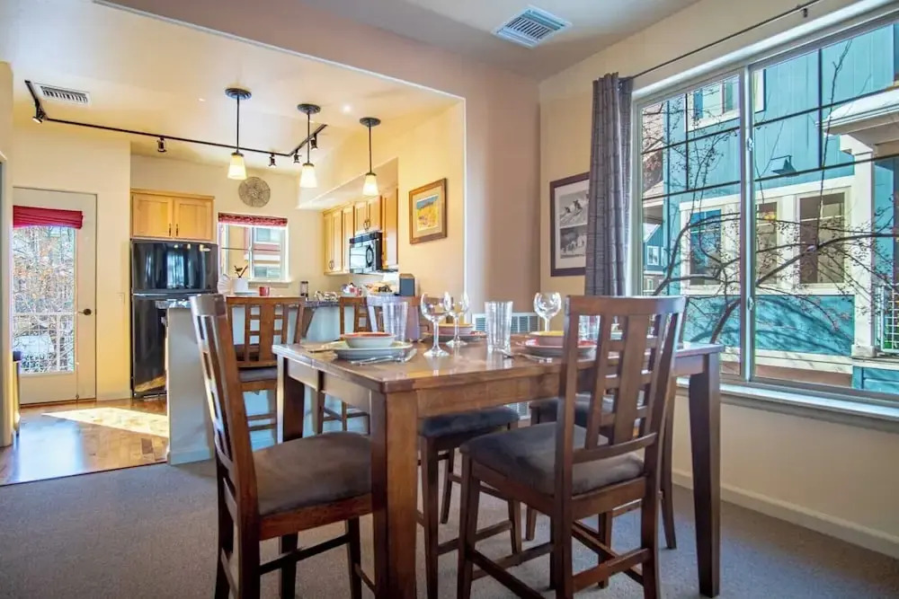 2BD Sweetwater Condo - Community Park, Pool + Hot Tub