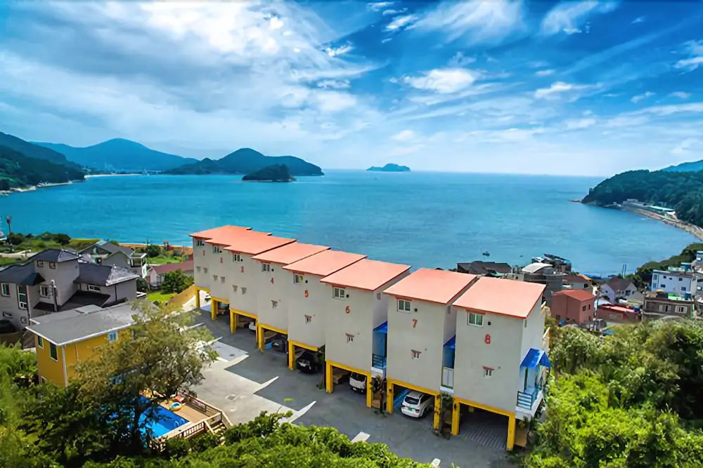 Geoje Island Monaco Pool Villa Pension