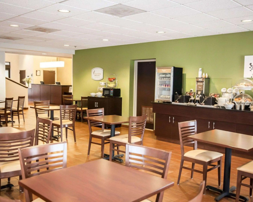 Sleep Inn & Suites