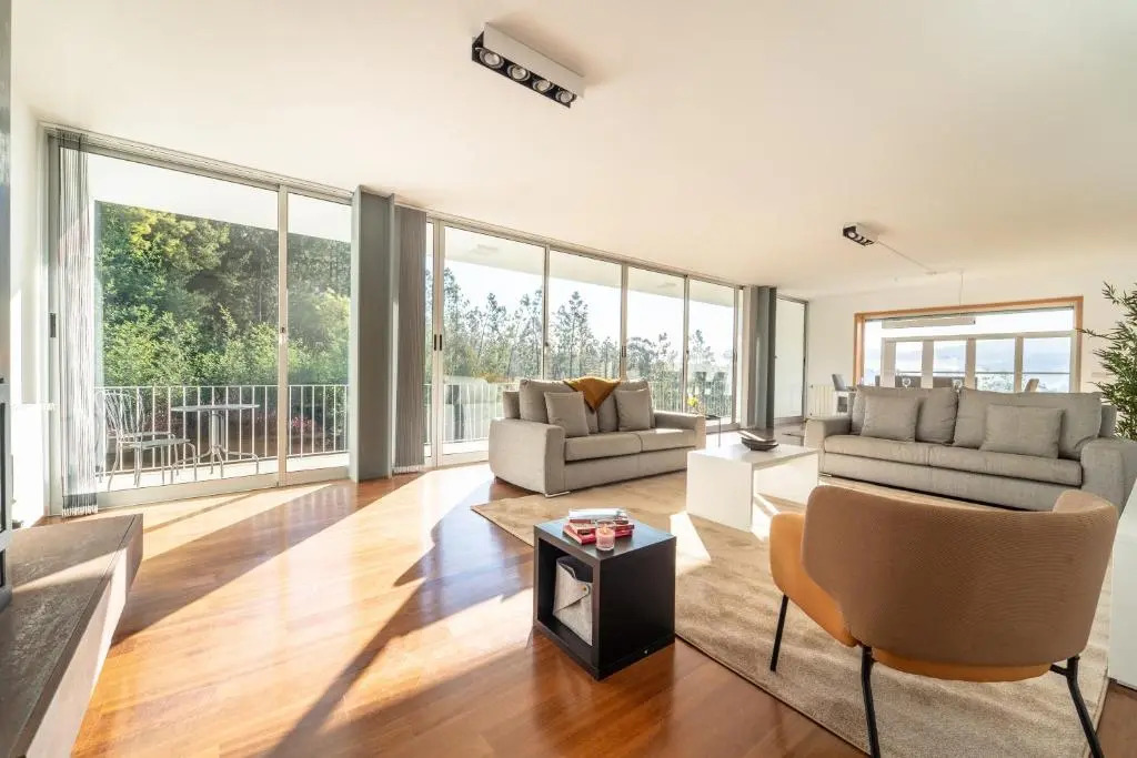 Santo Amaro - V3 privada com piscina, localizada junto ao Golf - Ponte de Lima