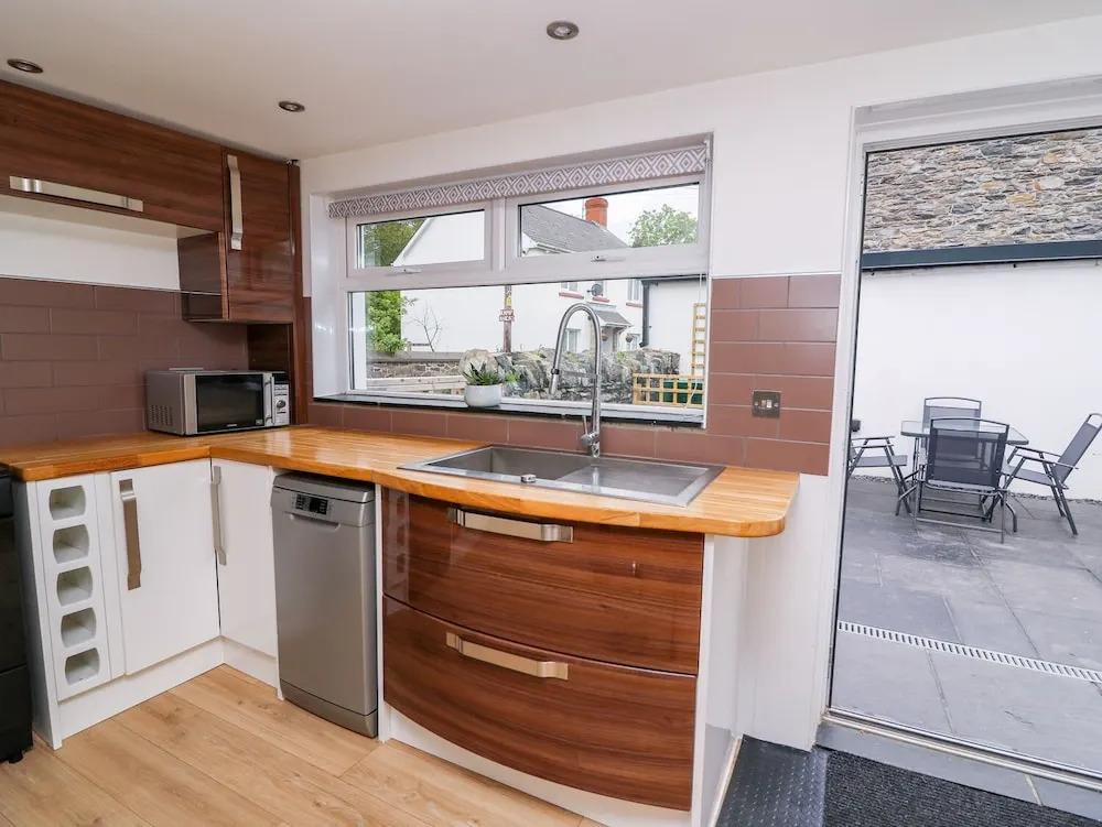 1 Poplar Terrace
