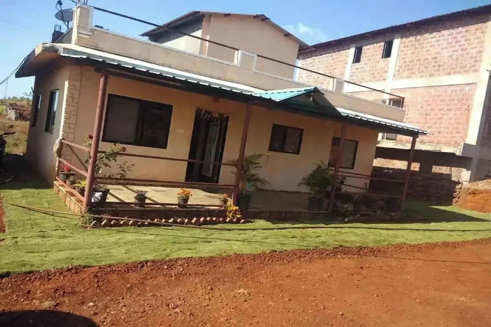 Savitri Bungalow