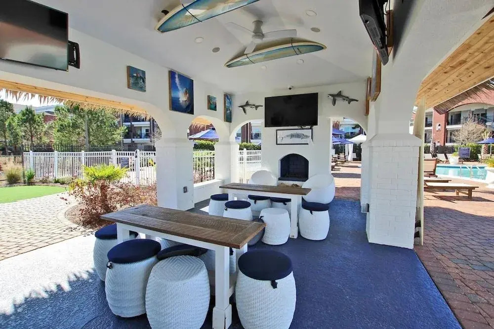Emerald Greens 1102 - 1 Br condo