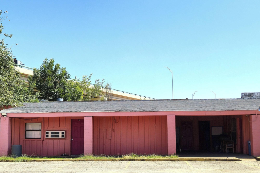 Way Side Inn by Hotel O Dallas near Fair Park Downtown
