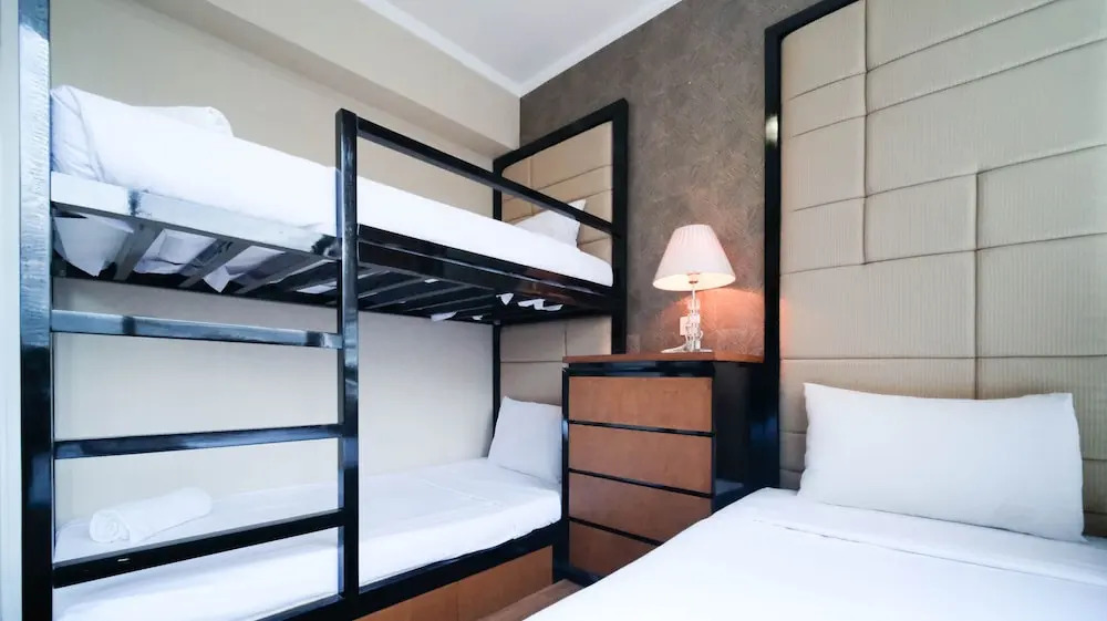 Spacious 2Br At The Via And The Vue Apartment Surabaya