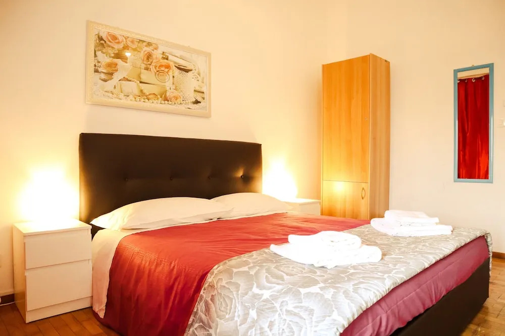 Florence Rooms Novella
