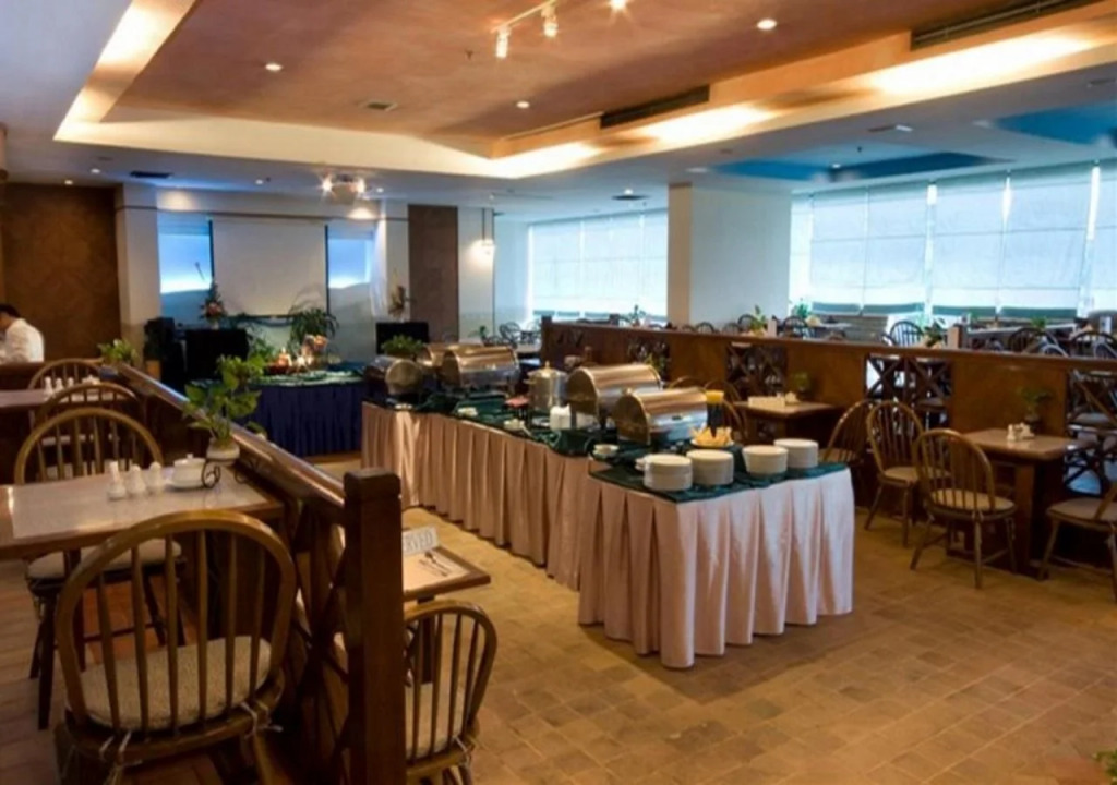 Tarin Hotel