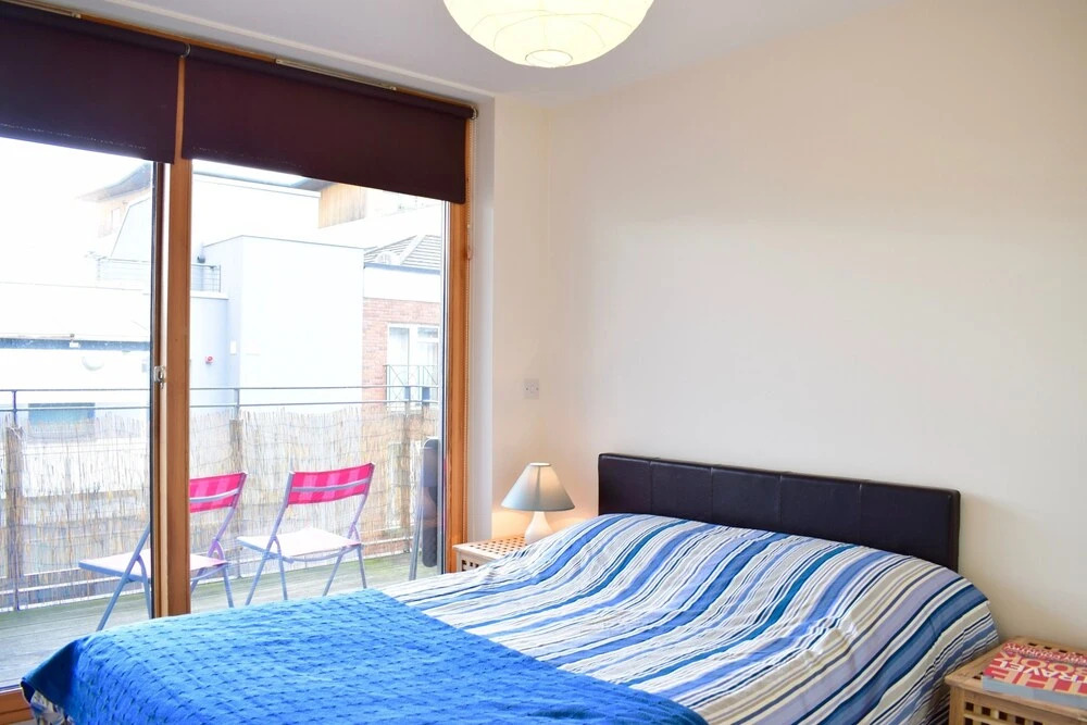 1 Bedroom Apartment On River Laffey